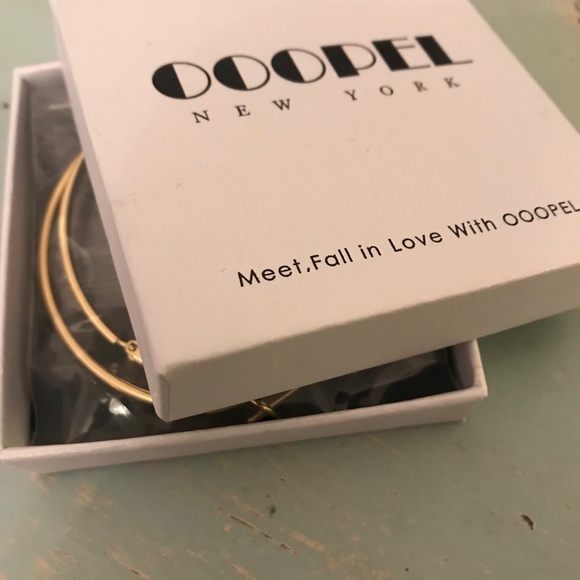 14KGold Plated Earrings NewWithBox - Picture 6 of 9